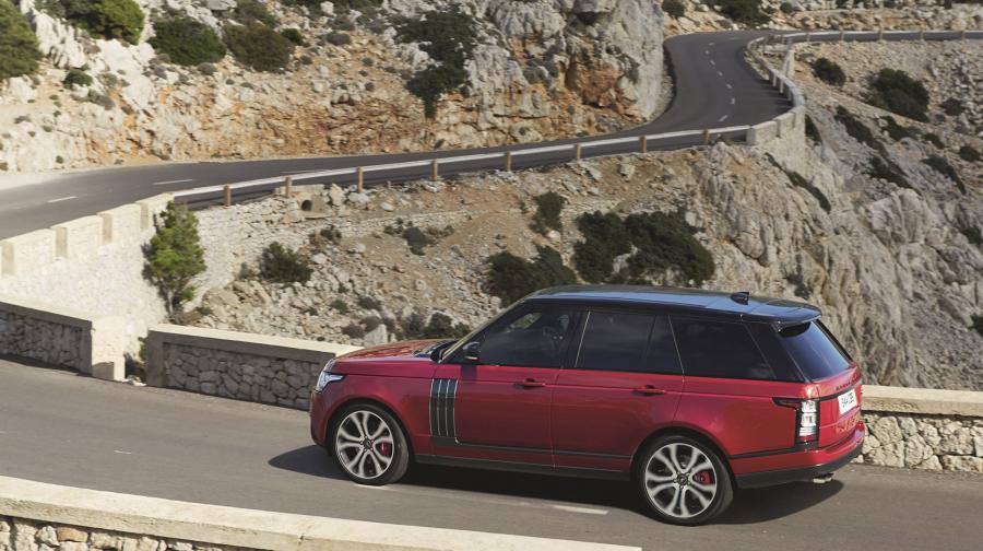  Land Rover Range Rover SVAutobiography Dynamic 2016 года  (фото 25 из 35)